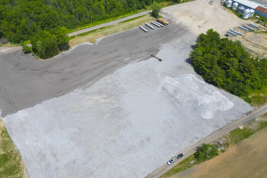 116 Boul Fortin, SaintBernardDeLacolle, QC J0J 1V0 LAND FOR RENT