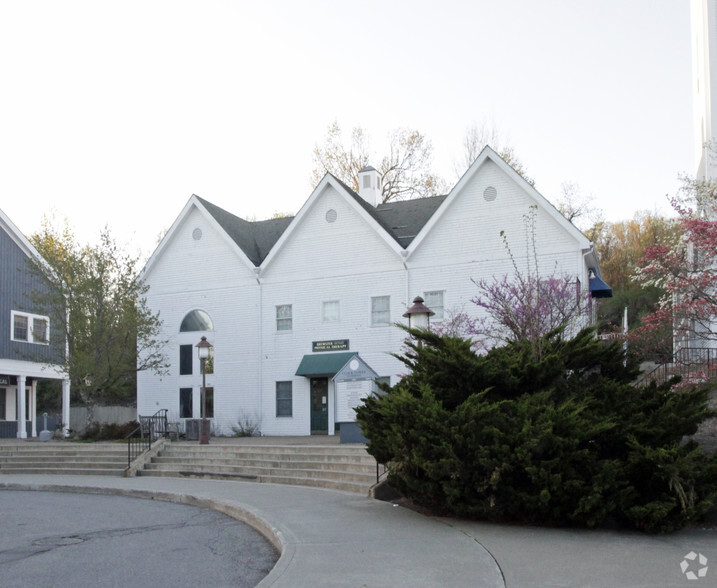 200 Clock Tower Commons, Brewster, NY for sale - Building Photo - Image 3 of 5