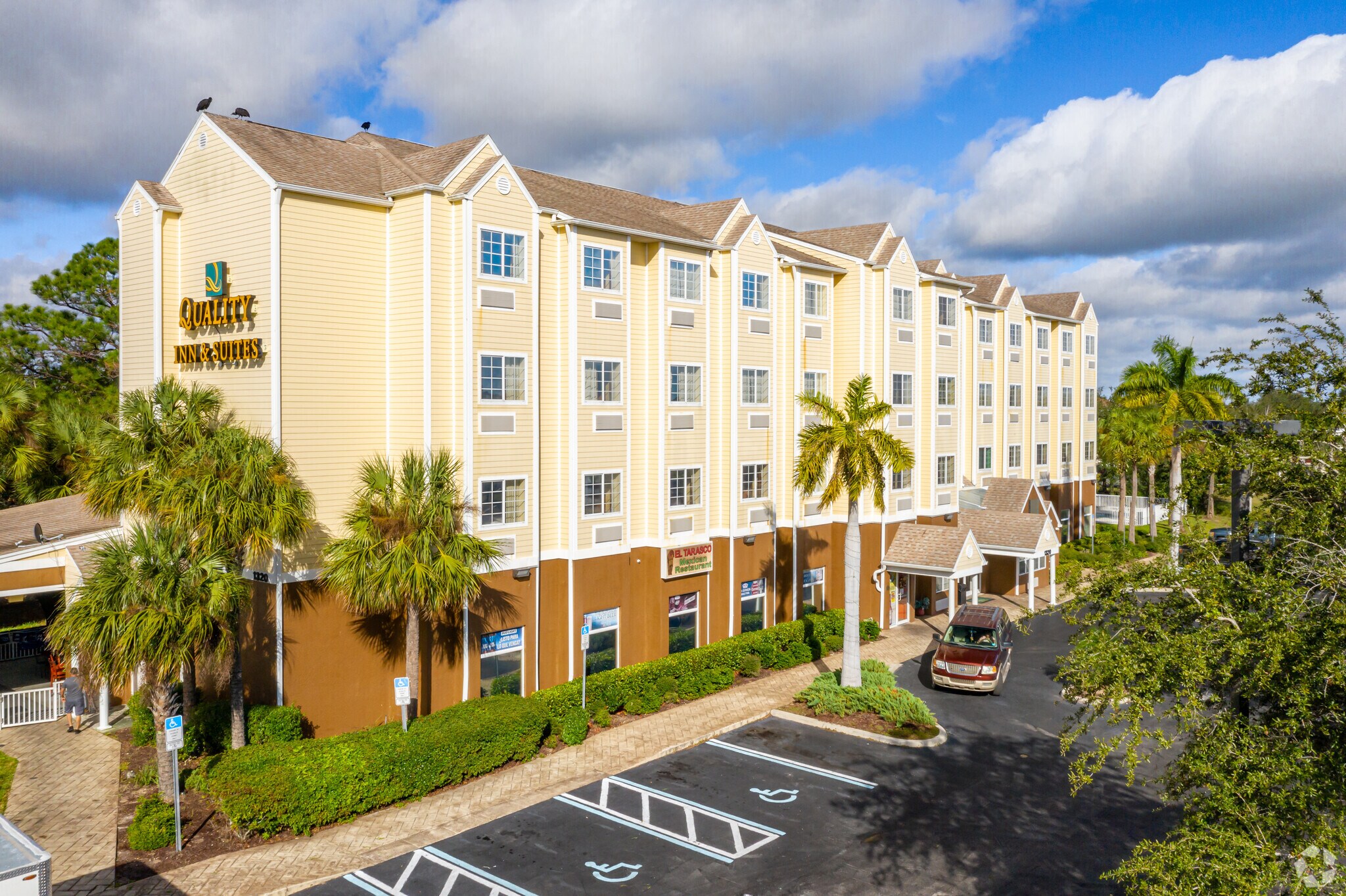 1320 Business Way, Lehigh Acres, FL for sale Primary Photo- Image 1 of 1