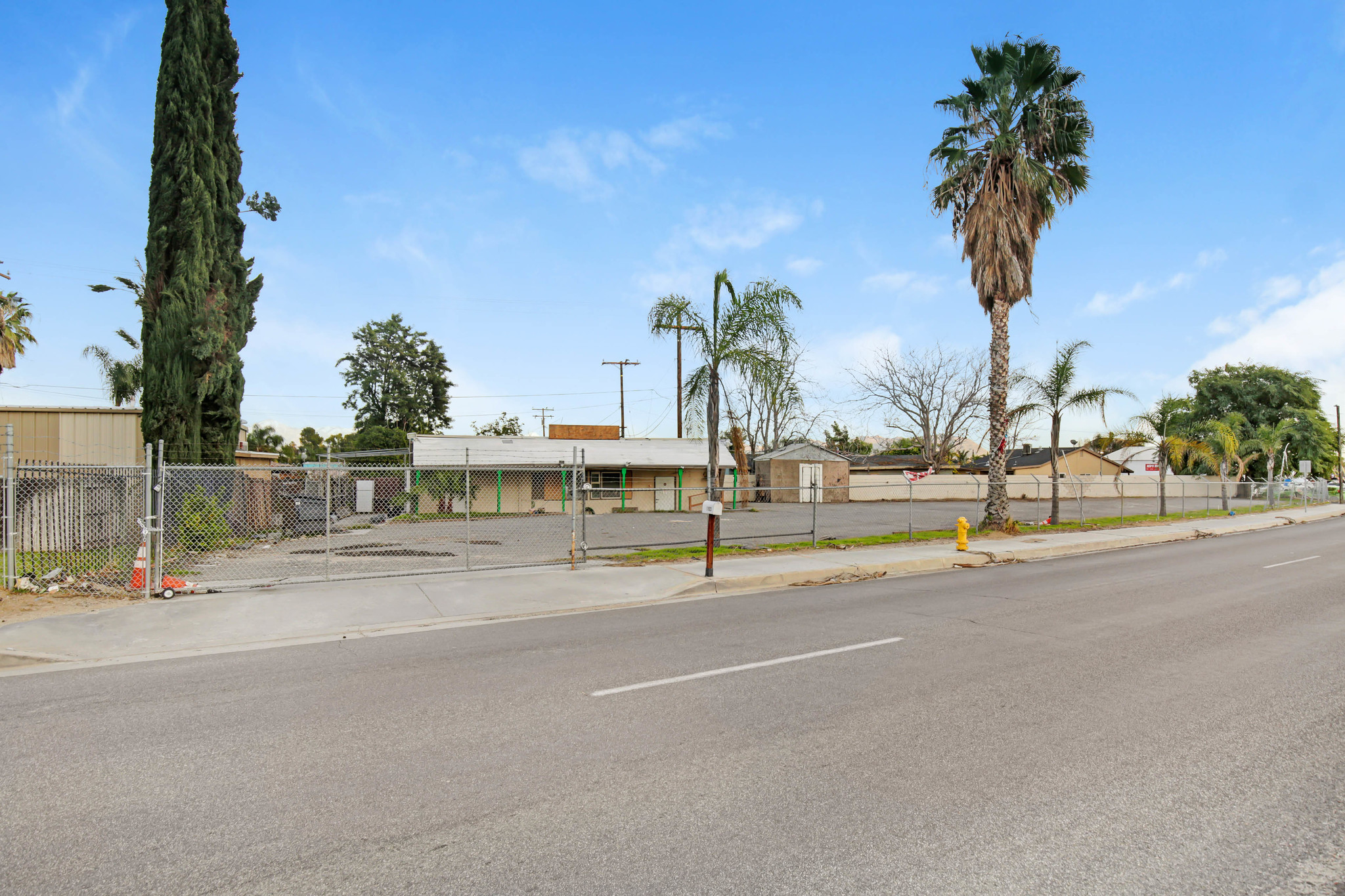 11923 Cedar Ave, Bloomington, CA for sale Building Photo- Image 1 of 1