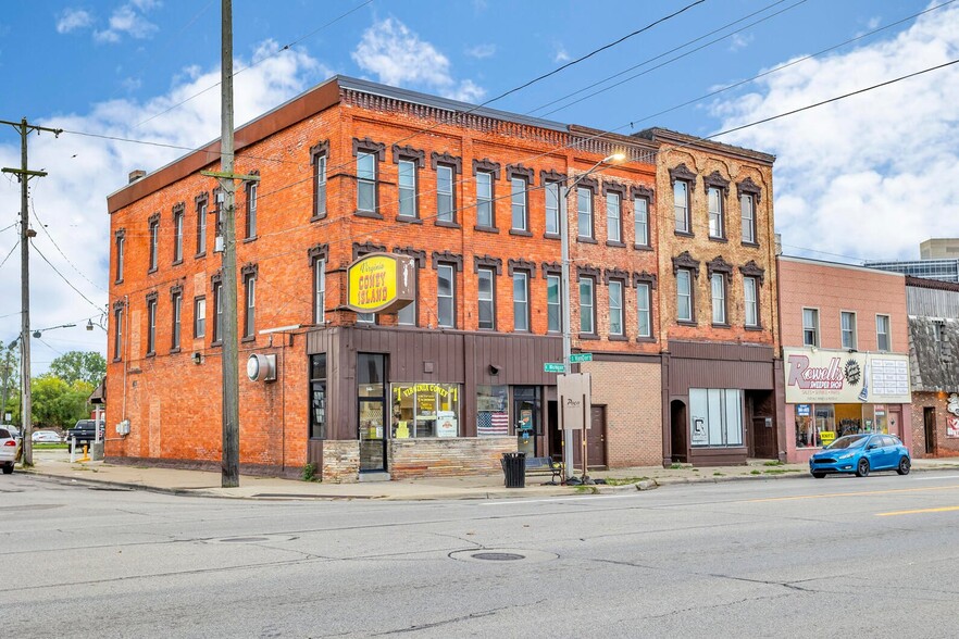 639-649 E Michigan Ave, Jackson, MI for sale - Building Photo - Image 1 of 11