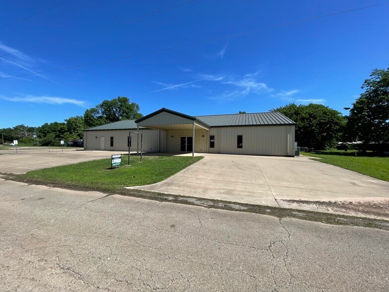 501-599 Paris ave, Soper, OK for sale - Primary Photo - Image 1 of 36