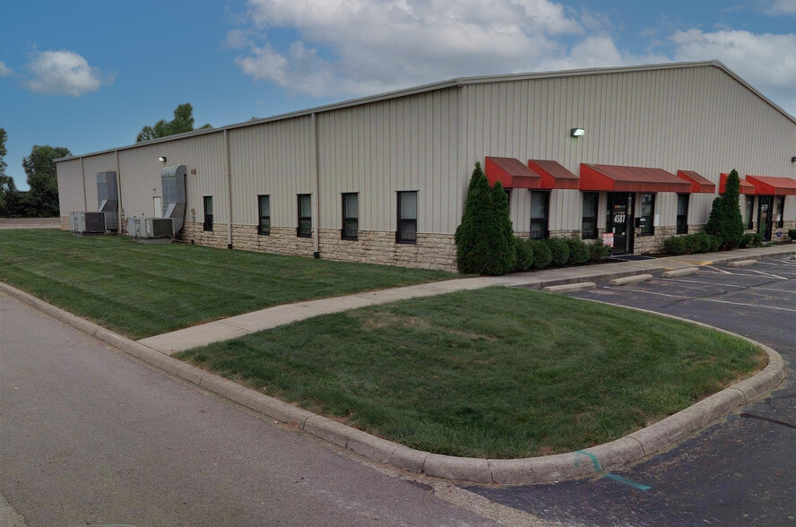 4579-4581 Poth Rd, Whitehall, OH for lease - Building Photo - Image 1 of 12