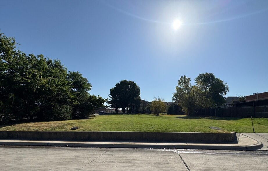 203 W Kaufman, Rockwall, TX for sale - Primary Photo - Image 3 of 7