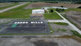 Caddo Mills Muni Airport-7F3 - Airplane Hangar