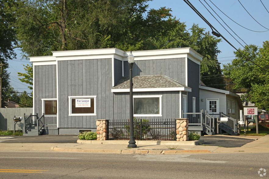 106 South St, Belleville, MI for sale - Primary Photo - Image 1 of 1