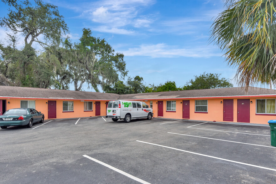 1028 Ridgewood Ave, Daytona Beach, FL for sale - Building Photo - Image 1 of 37