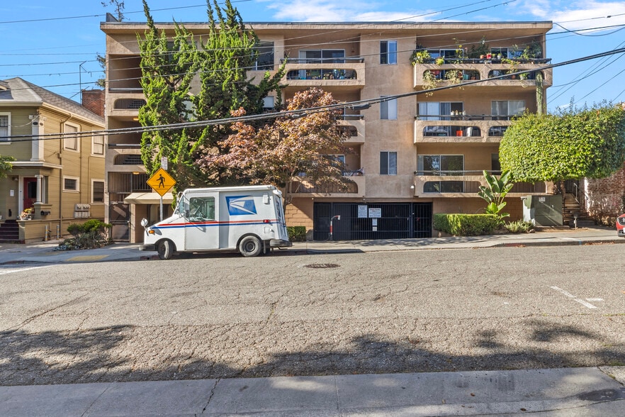121 41st St, Oakland, CA for sale - Primary Photo - Image 1 of 8