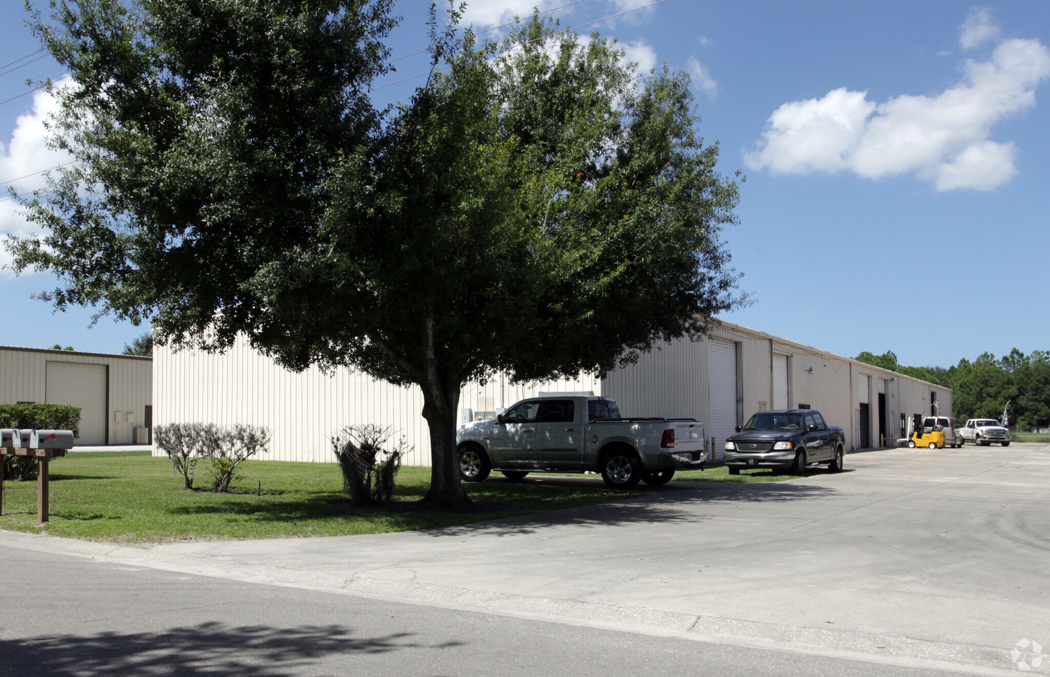 6012 E 28th St, Bradenton, FL for sale Primary Photo- Image 1 of 1