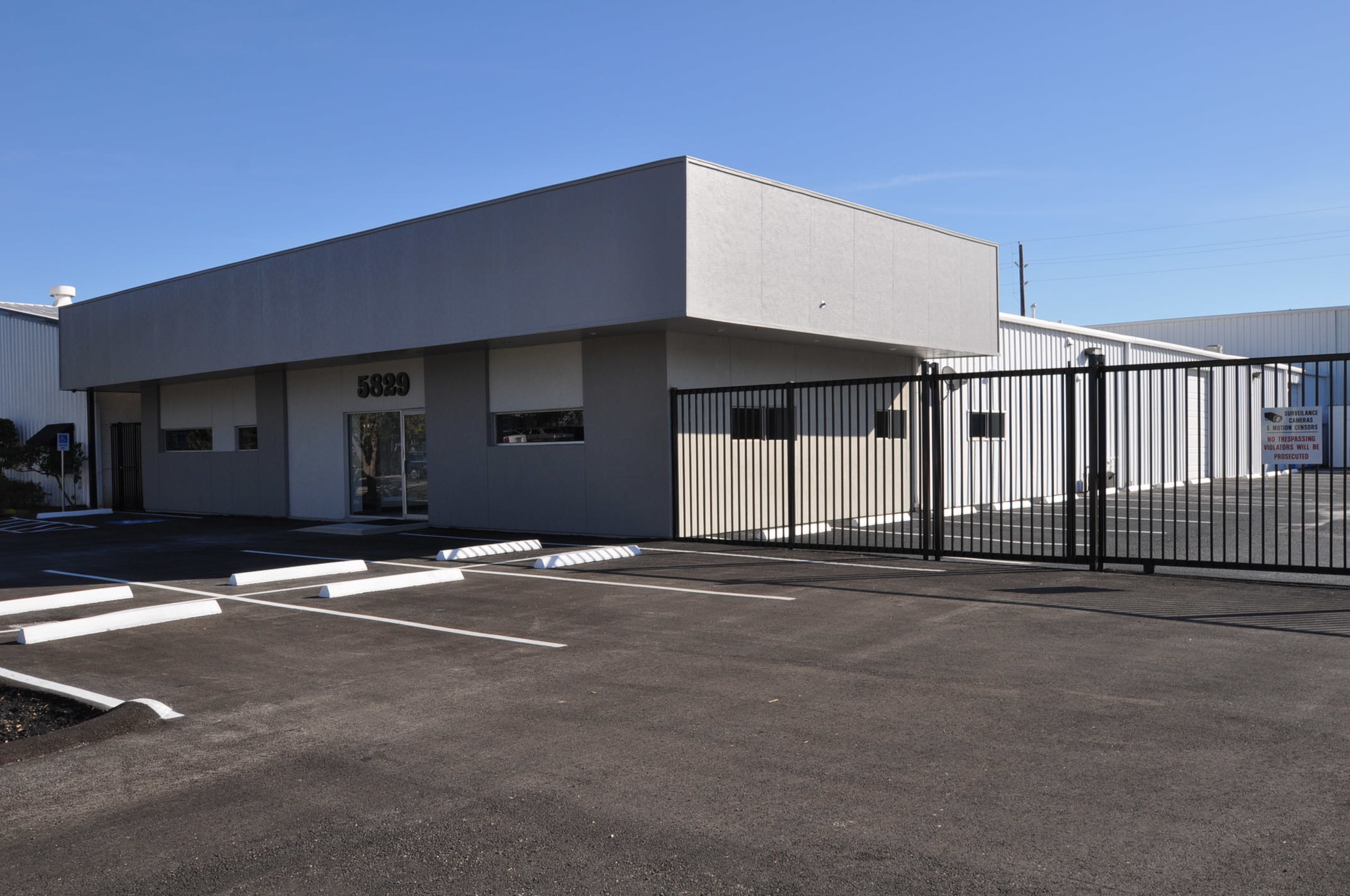 5829 Beverly Hill St, Houston, TX for lease Building Photo- Image 1 of 58