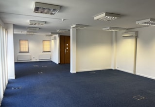 Cams Hall, Fareham for lease Interior Photo- Image 1 of 1