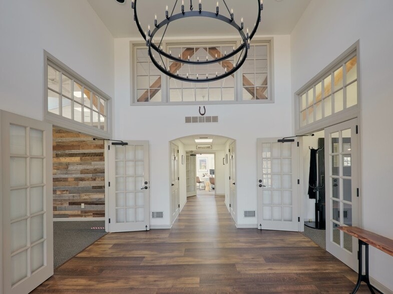 3359 Durham Rd, Doylestown, PA for lease - Interior Photo - Image 1 of 4