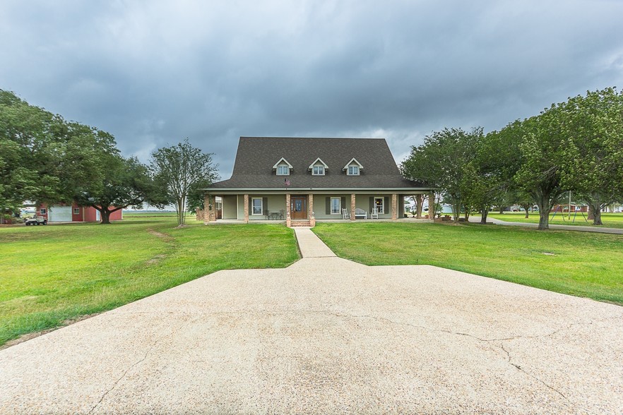 30112 Burnell Rd, Gueydan, LA for sale - Building Photo - Image 1 of 1