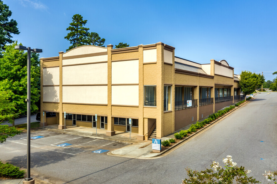 916 Cox Rd, Gastonia, NC for lease - Building Photo - Image 1 of 3