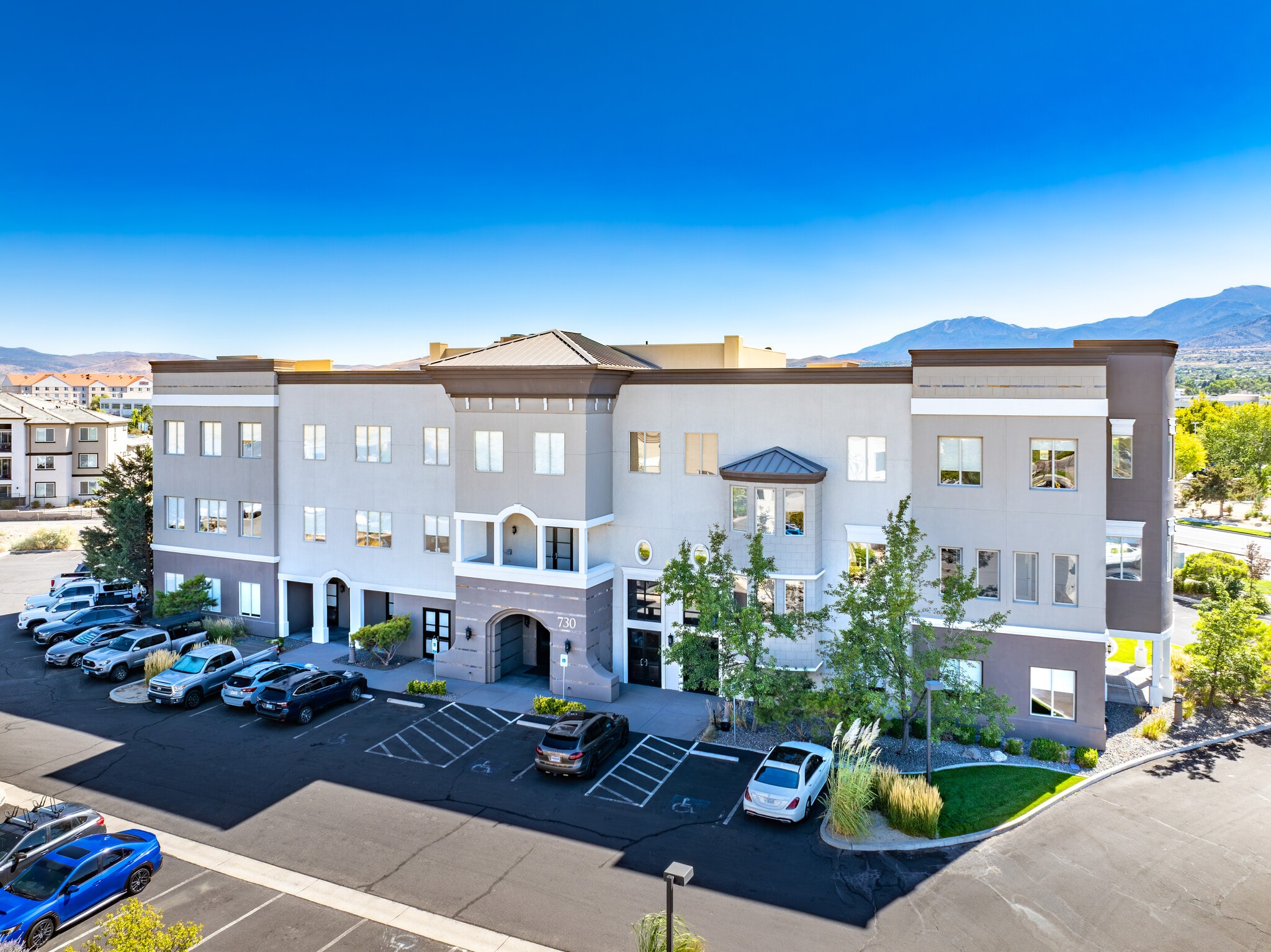 730 Sandhill Rd, Reno, NV for lease Building Photo- Image 1 of 16
