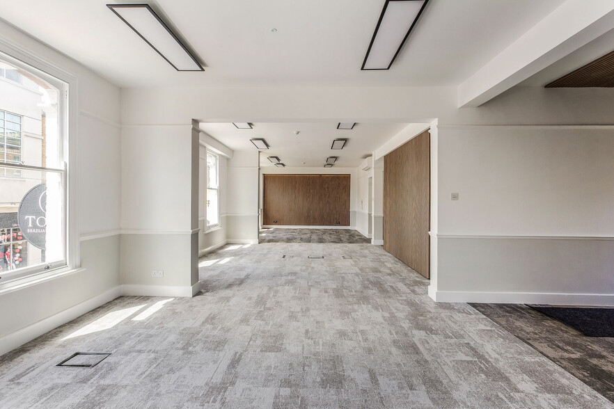 40-44 The Broadway, London for lease - Interior Photo - Image 3 of 7