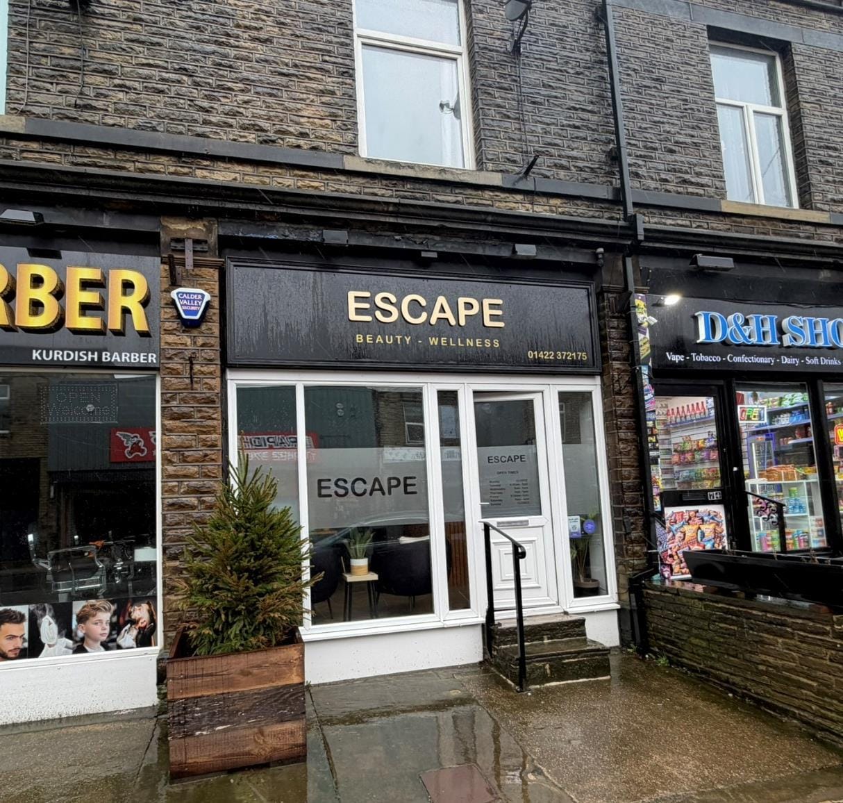 74-76 Huddersfield Rd, Elland for lease Building Photo- Image 1 of 2