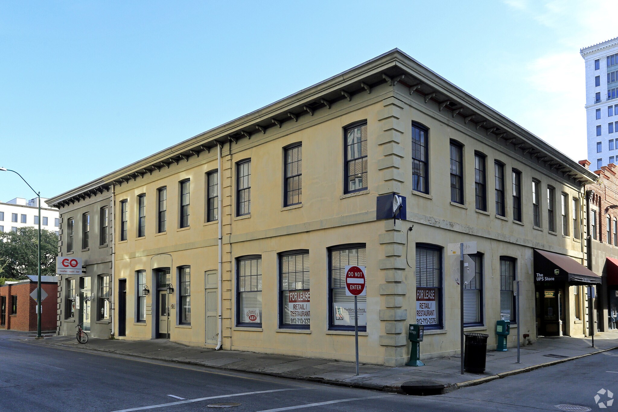10 Whitaker St, Savannah, GA for sale Primary Photo- Image 1 of 1
