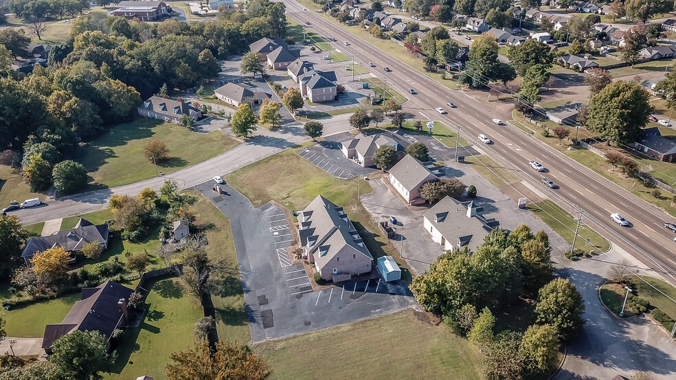 6920 Oak Forest Dr, Olive Branch, MS for lease - Aerial - Image 2 of 16