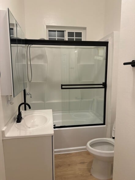 451 S Breed St, Los Angeles, CA for sale - Building Photo - Image 3 of 18