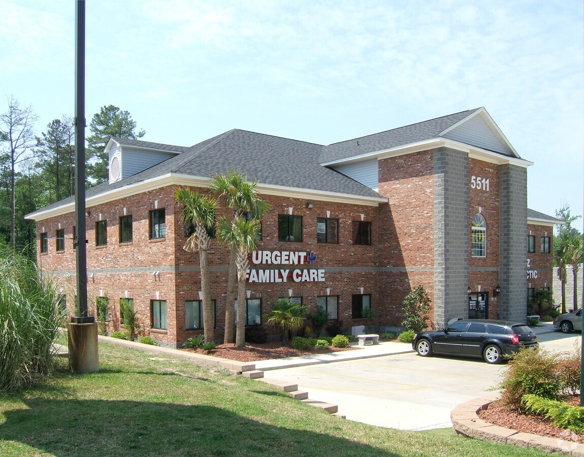 5511 Raeford Rd, Fayetteville, NC 28304