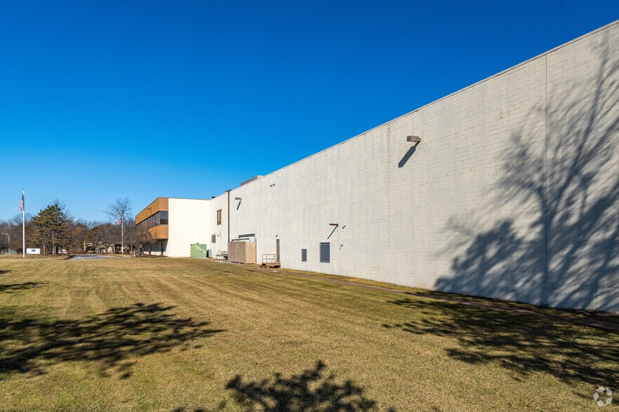 35 Melanie Ln, Whippany, NJ for lease - Building Photo - Image 2 of 3