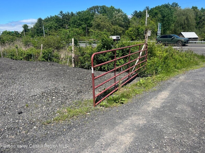 990 Flatbush rd, Kingston, NY for sale - Building Photo - Image 3 of 5