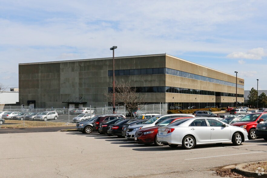 455 Park Pl, Lexington, KY 40511