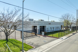 8530 Fruitridge Rd, Sacramento CA - Warehouse