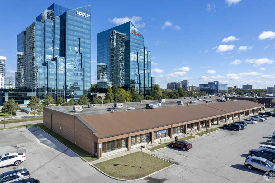 280-422 Consumers Rd, Toronto, ON for lease - Building Photo - Image 2 of 6