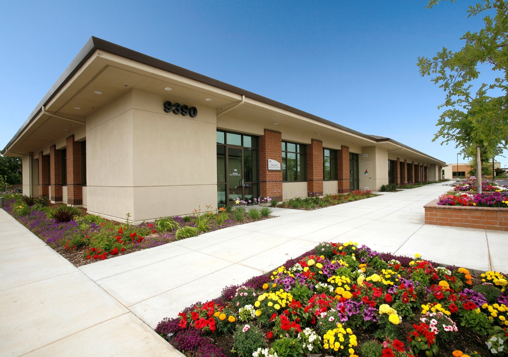 9390 Big Horn Blvd, Elk Grove, CA for lease Building Photo- Image 1 of 7