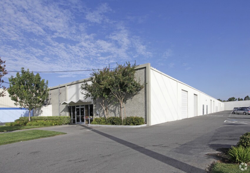 1869 Walsh Ave, Santa Clara, CA 95050