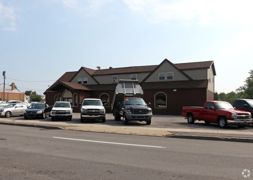 1648 Abbott Rd, Lackawanna, NY for sale - Primary Photo - Image 1 of 1