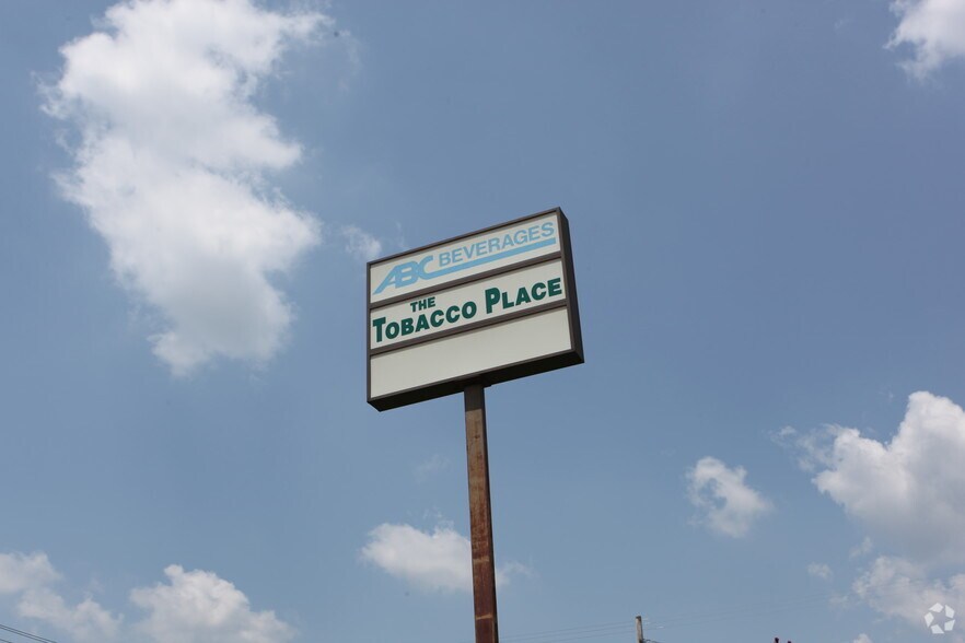 1051 S Fox Run Pky, Opelika, AL for lease - Building Photo - Image 3 of 4