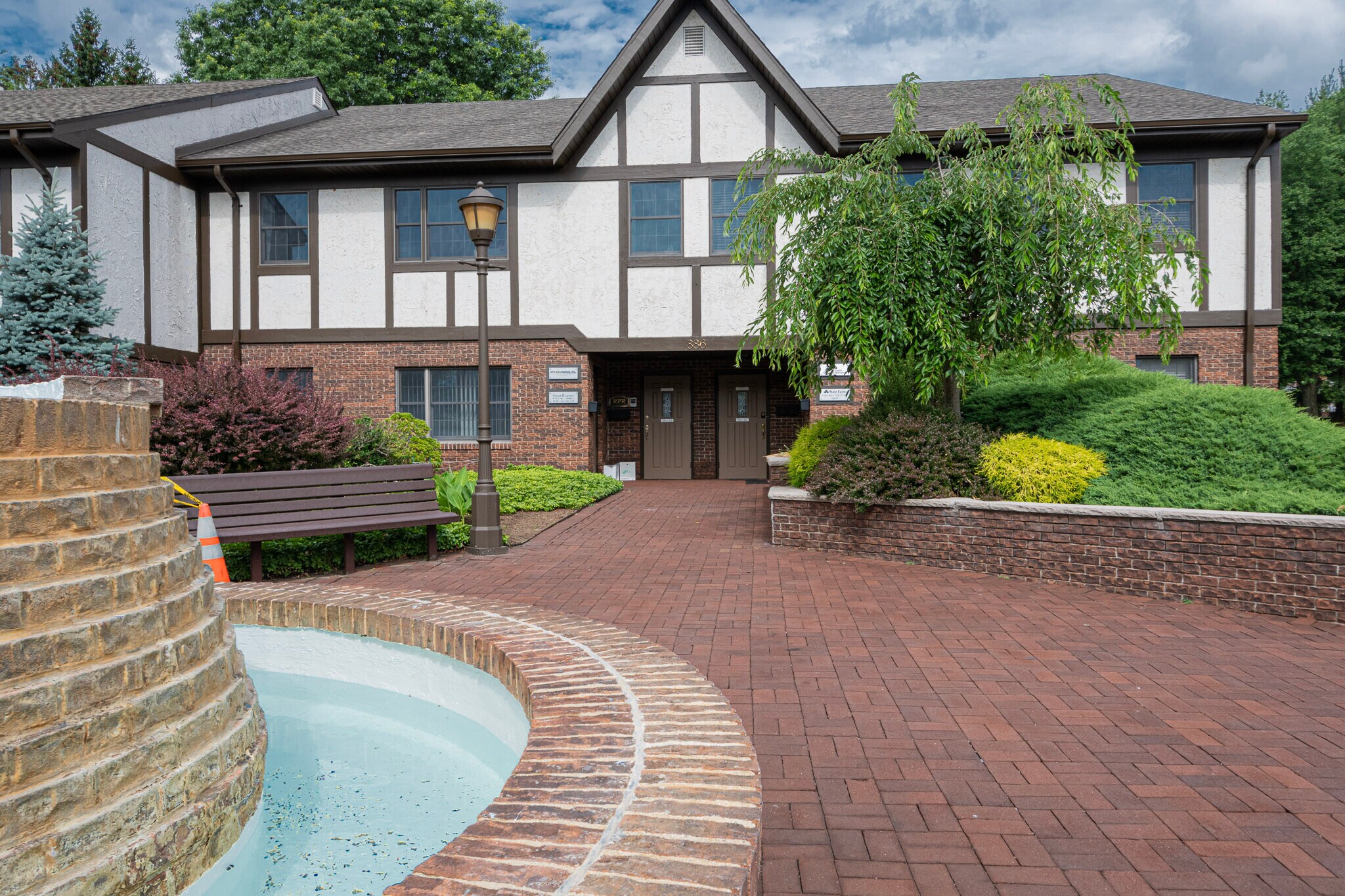 866 POMPTON, Cedar Grove, NJ 07009 CANFIELD OFFICE PARK