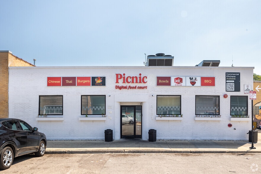 4131-4133 N Rockwell St, Chicago, IL for lease - Building Photo - Image 2 of 17