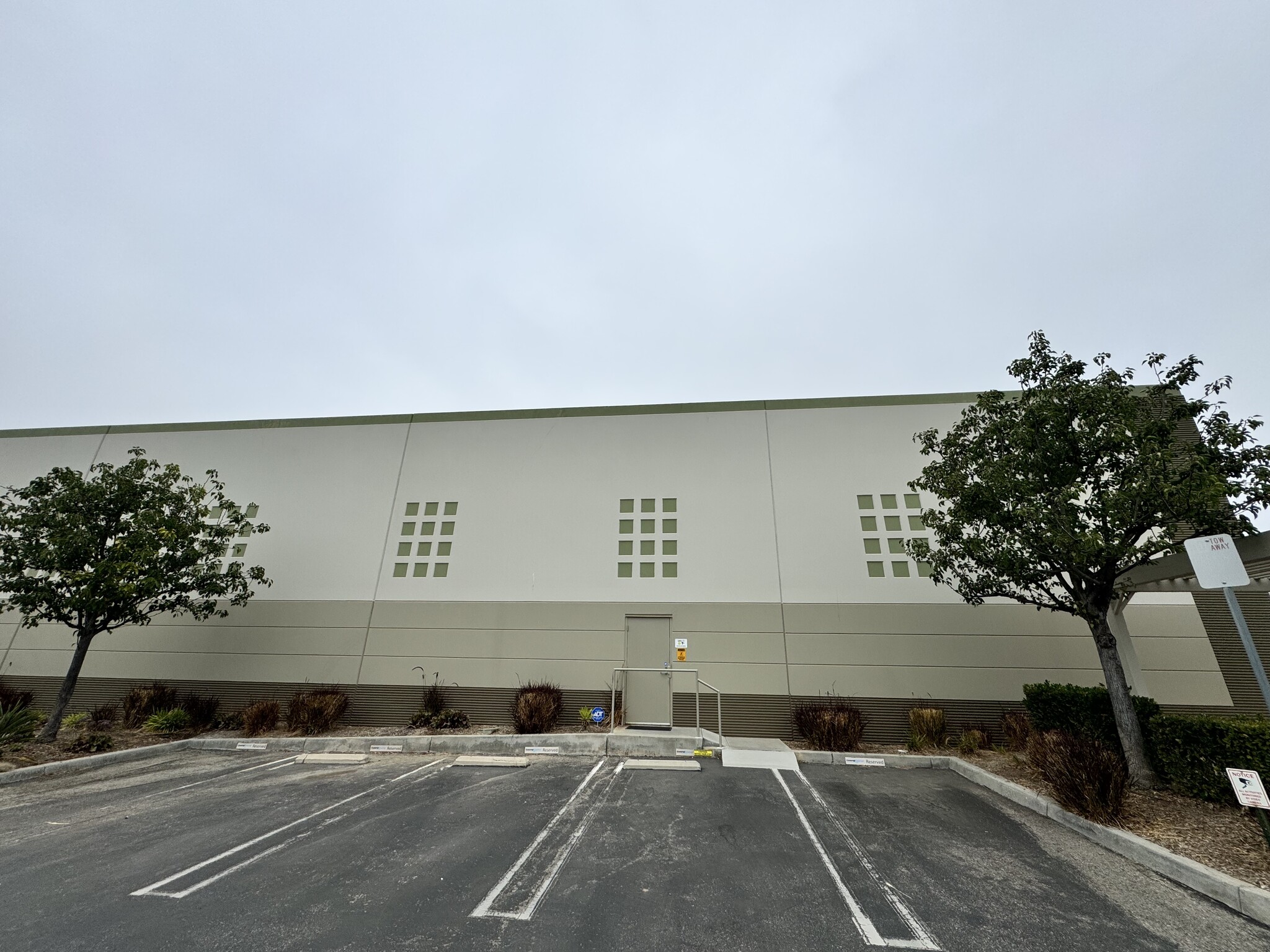 758 Calle Plano, Camarillo, CA for lease Building Photo- Image 1 of 9