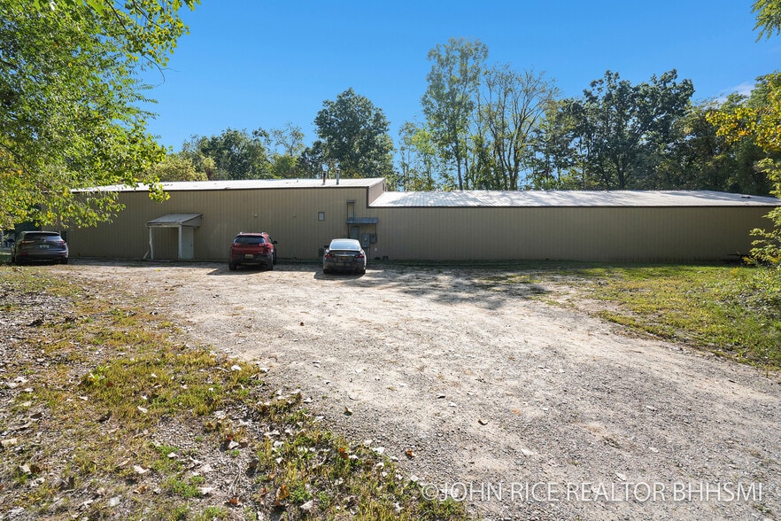 1900 W Main St, Ionia, MI for sale - Building Photo - Image 2 of 5