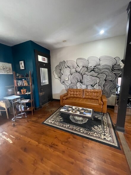 5817 Ellsworth Ave, Pittsburgh, PA for lease - Building Photo - Image 2 of 72