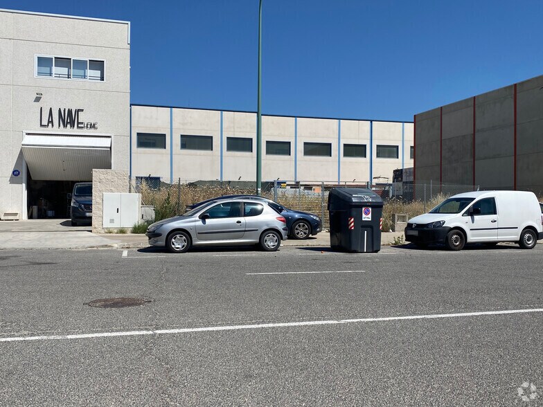 Calle Iniciativa, 21, Getafe, Madrid for sale - Primary Photo - Image 1 of 3