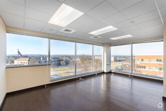 5001 Louise Dr, Mechanicsburg, PA for lease Interior Photo- Image 2 of 3