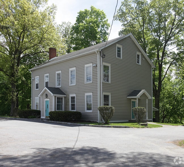 232 New Hackensack Rd, Wappingers Falls, NY for sale - Primary Photo - Image 1 of 1