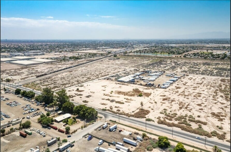 237-241 W Cole Ave, Calexico, CA for sale - Building Photo - Image 1 of 13