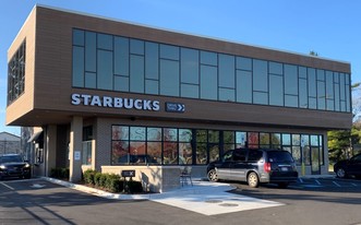 2624 W Lake Lansing Rd, Lansing MI - Drive Through Restaurant