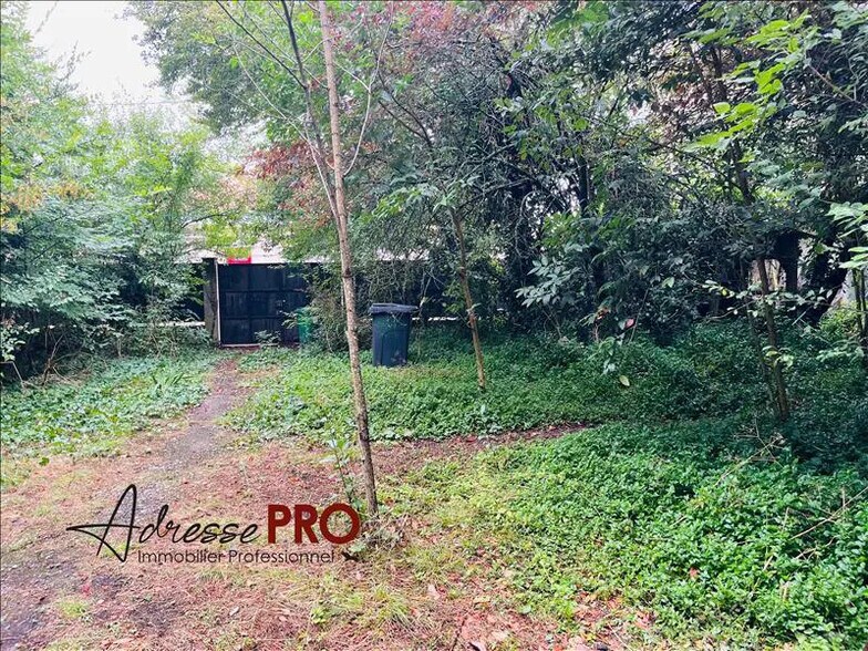 Office in Talence for sale - Building Photo - Image 2 of 2