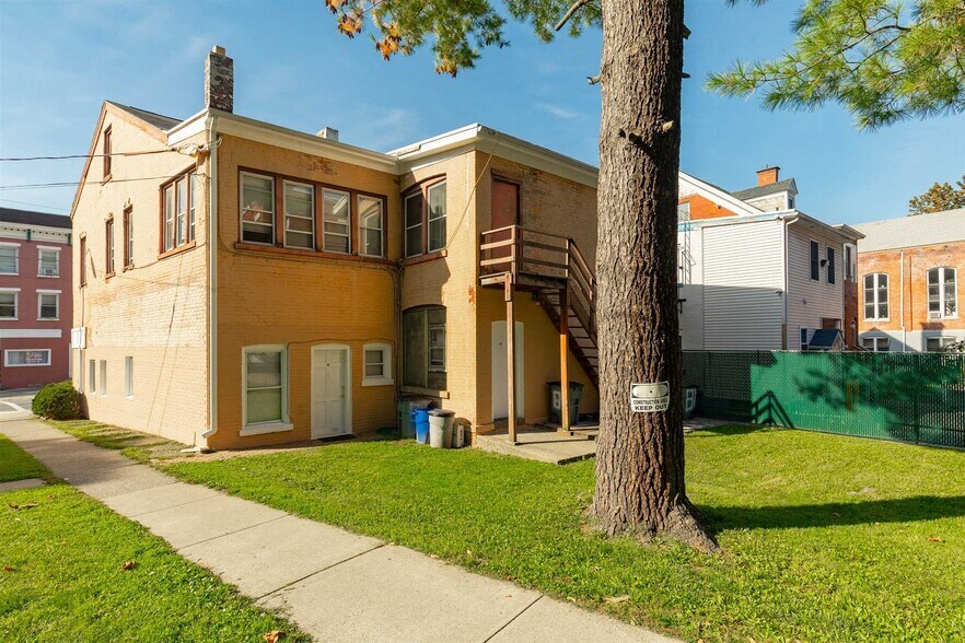 81 Academy St, Poughkeepsie, NY 12601 Multifamily for Sale