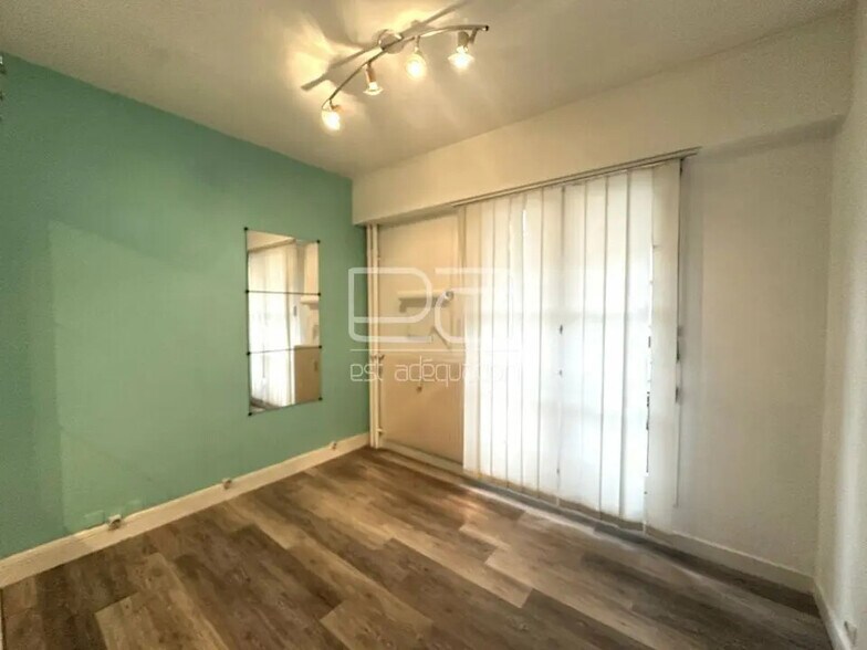 Office in Nancy for lease - Interior Photo - Image 1 of 5