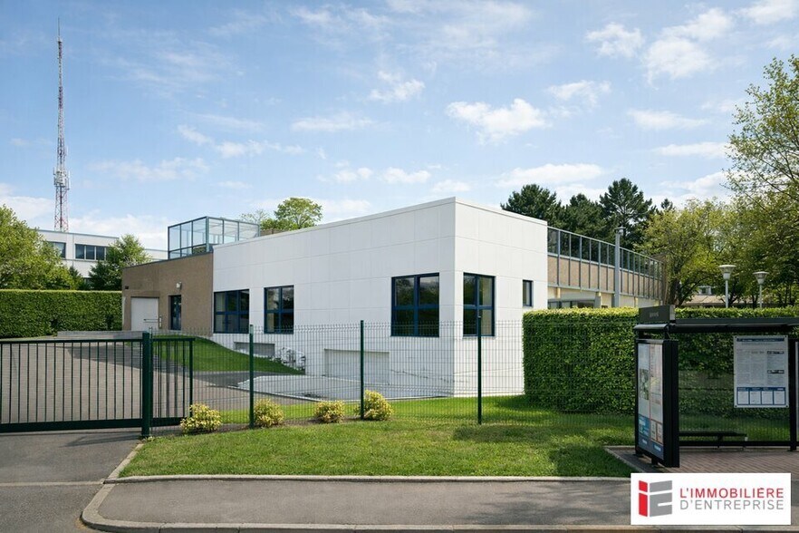 Office in Rennes for sale - Building Photo - Image 1 of 5