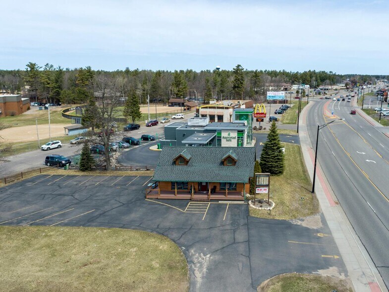 8677 Hwy 51, Minocqua, WI 54548