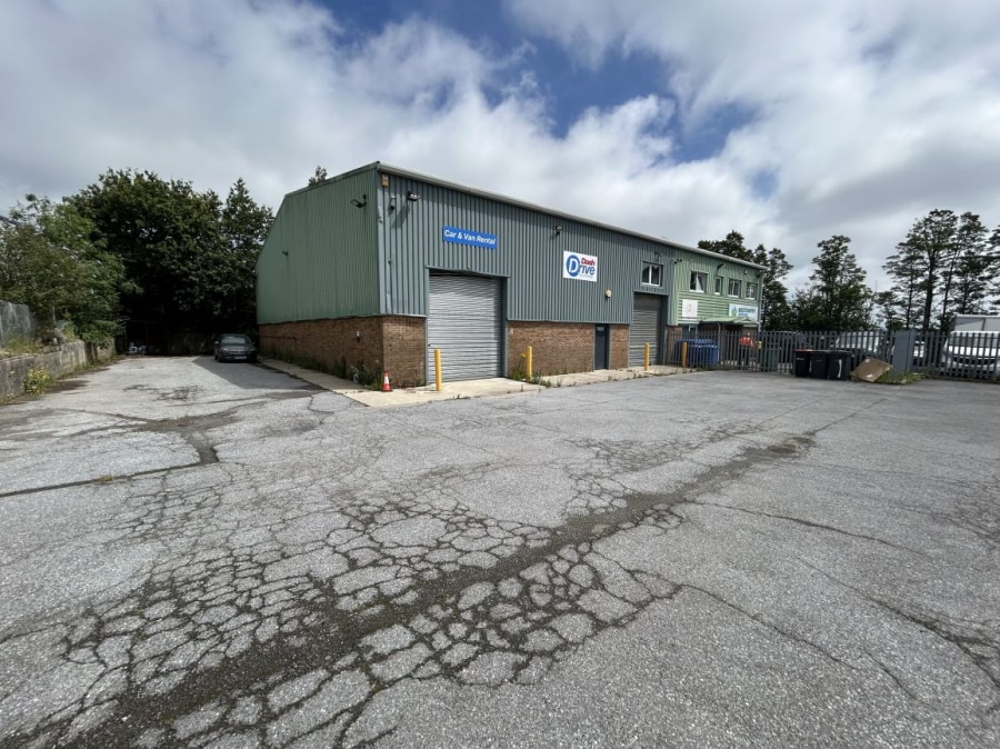 Kingsmill Rd, Saltash for lease Building Photo- Image 1 of 6
